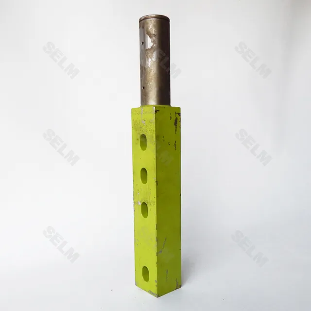 Патрубок коливального приводу Claas