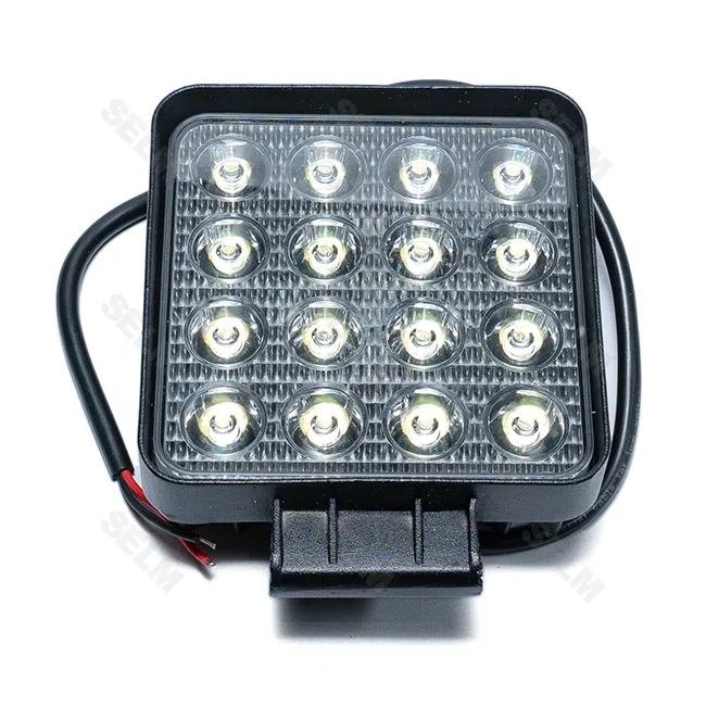 Фара LED квадратна 48W.16 ламп (108*108 мм) вузький промінь - AGROLUMEN