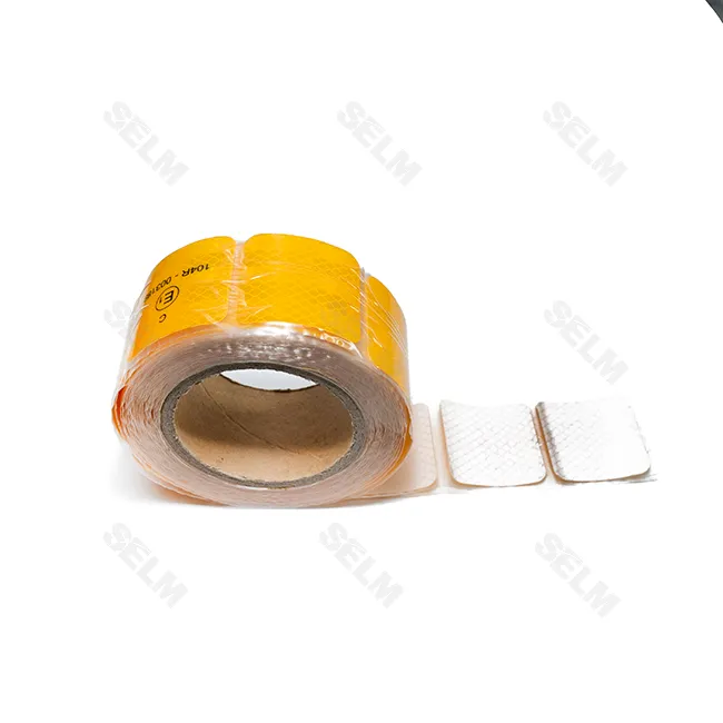 Стрічка-Світловідбиваючі наклейки,для тентів 50мм Жовта