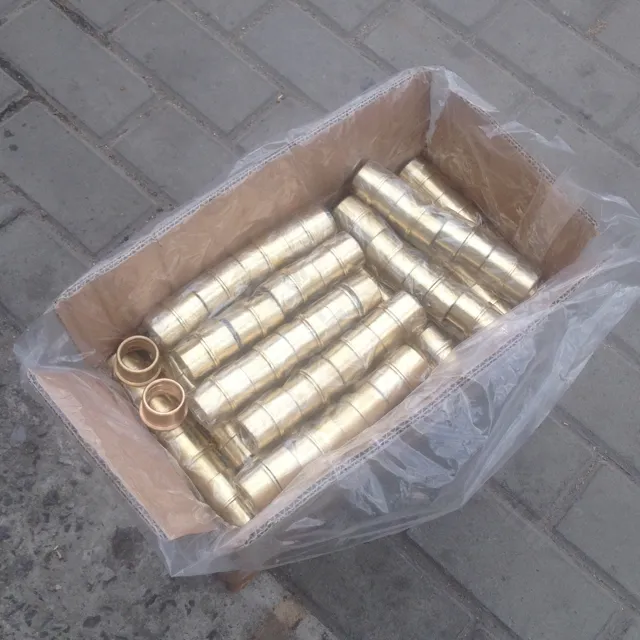 Втулка бронзова 37х22 вільчатого вала підшипника Claas