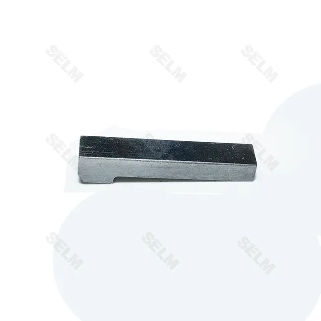 Шпонка 12x8x45 з головкою CLAAS