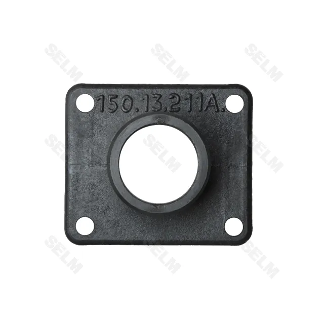 Патрубок радіатора Т-150 верхнього бака