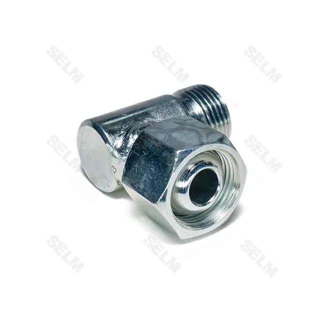 Штуцер Г24 М20*1,5*М20 (кутовий з гайкою)