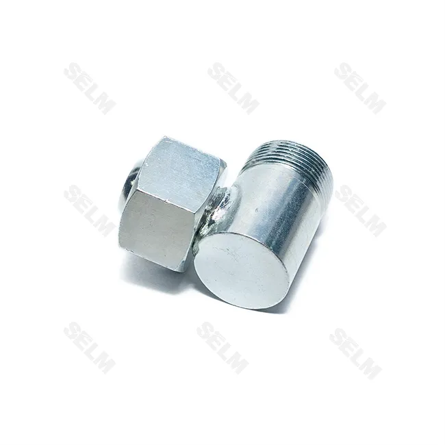 Штуцер Г32 М27*1,5*М27 (кутовий з гайкою)