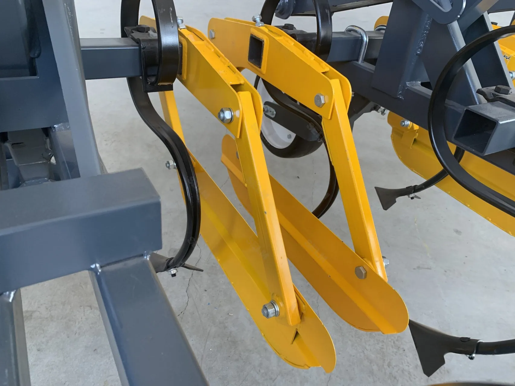 Культиватор просапних культур -  Агротех "Велес"