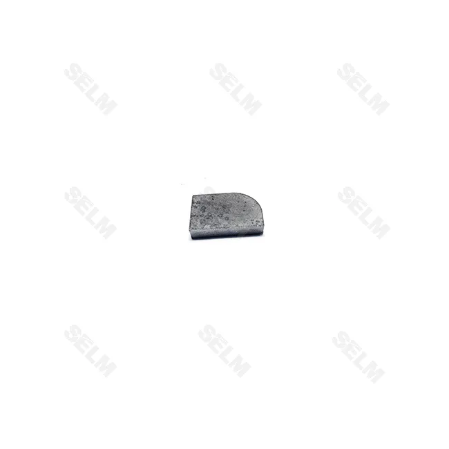 Напайка різця підрізного Т15К6